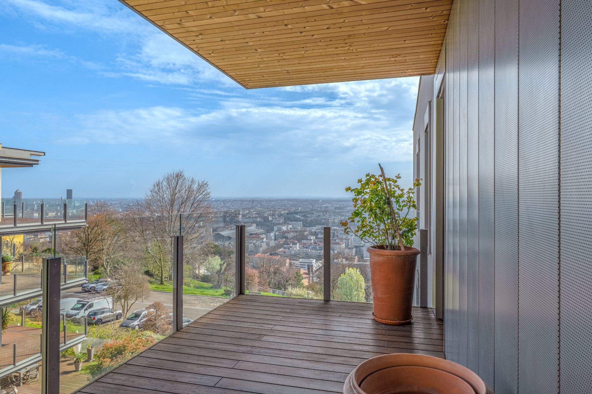 penthouse 5 Rooms for sale on STE FOY LES LYON (69110)