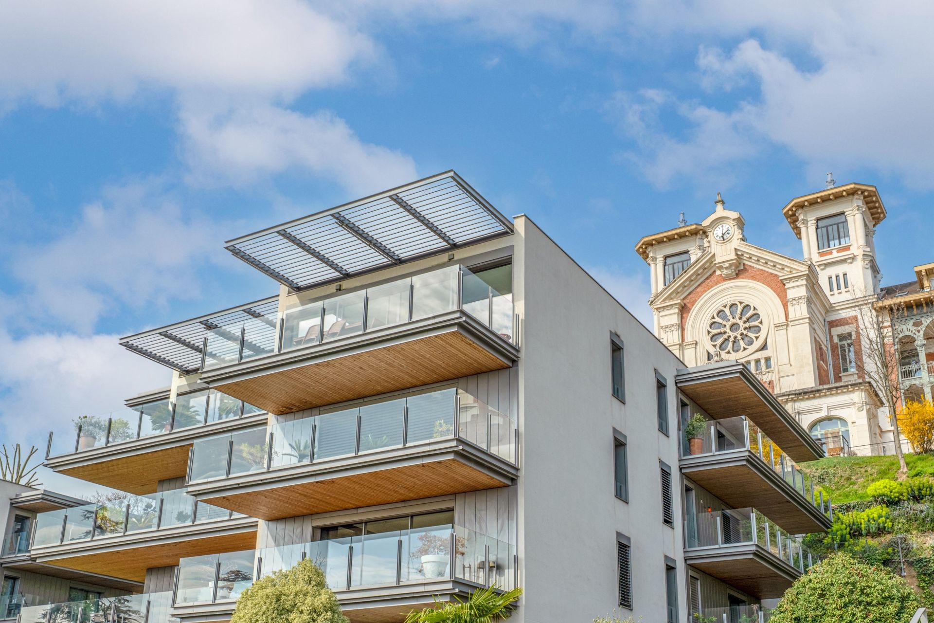 penthouse 5 Rooms for sale on STE FOY LES LYON (69110)