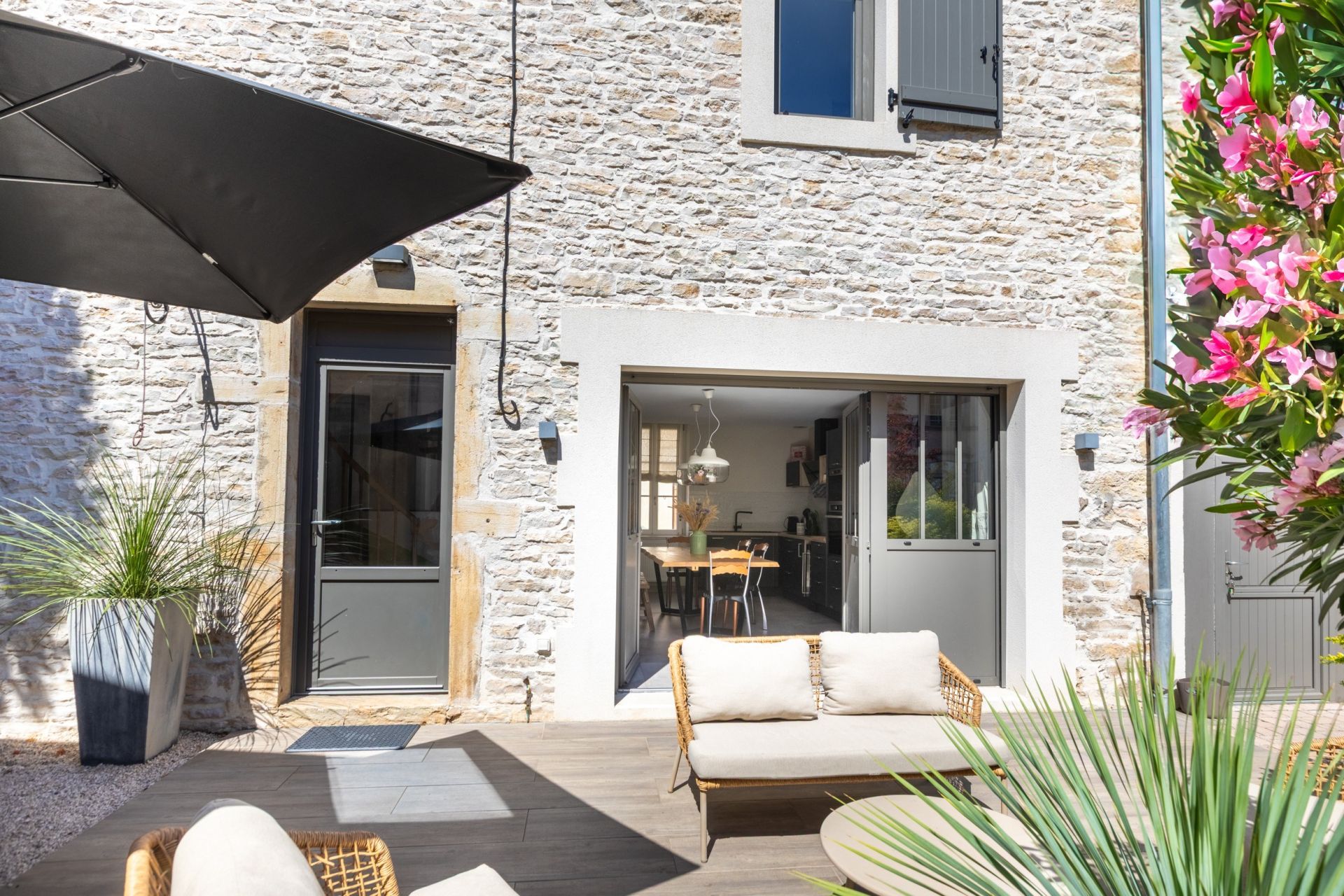 house 5 Rooms for sale on GEVREY CHAMBERTIN (21220)