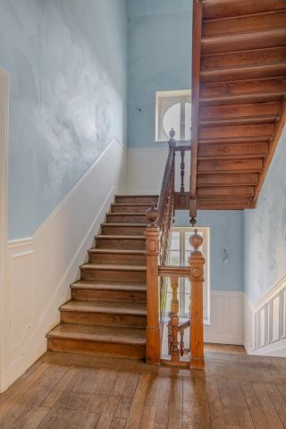 house 8 Rooms for sale on DIJON (21000)