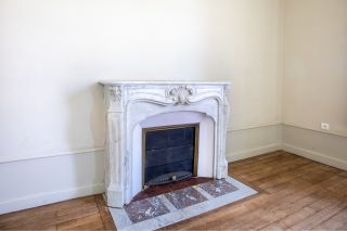 house 8 Rooms for sale on DIJON (21000)
