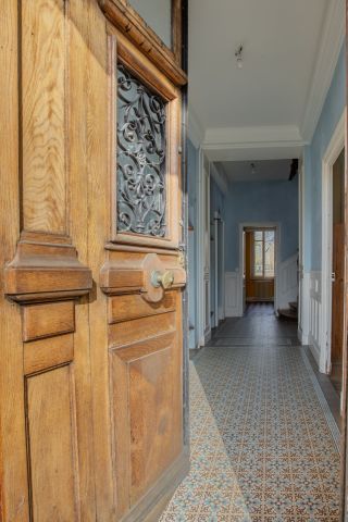 house 8 Rooms for sale on DIJON (21000)