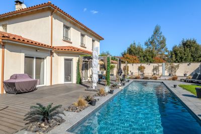 Sale Contemporary house Sainte-Foy-lès-Lyon 7&nbsp;Rooms 190&nbsp;m²