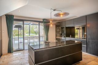 house 18 Rooms for sale on BEAUNE (21200)