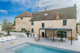 house 18 Rooms for sale on BEAUNE (21200)