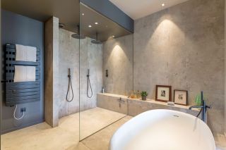 apartment 4 Rooms for sale on LYON (69006)