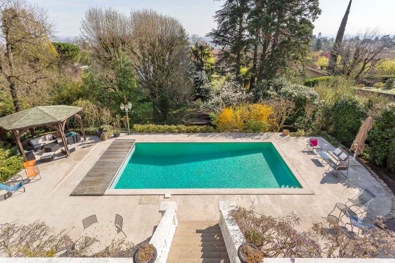 maison 9 Pièces en vente sur CALUIRE ET CUIRE (69300)