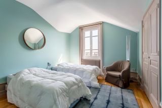 house 8 Rooms for sale on CALUIRE ET CUIRE (69300)