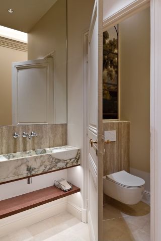 apartment 4 Rooms for sale on LYON (69006)