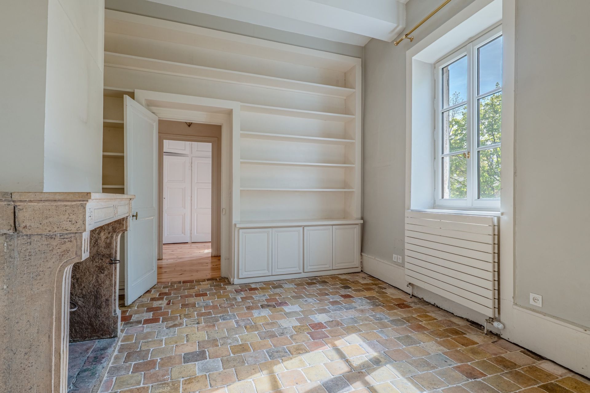 maison de maître 6 Pièces en location sur CHAMPAGNE AU MONT D OR (69410)