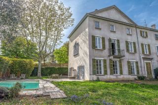 maison de maître 6 Pièces en location sur CHAMPAGNE AU MONT D OR (69410)