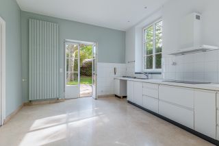 maison de maître 6 Pièces en location sur CHAMPAGNE AU MONT D OR (69410)