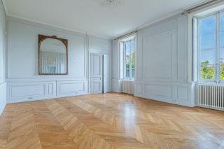 maison de maître 6 Pièces en location sur CHAMPAGNE AU MONT D OR (69410)