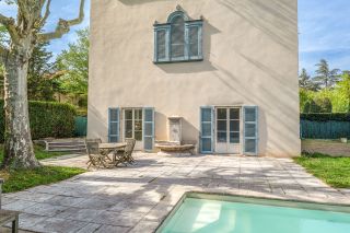 maison de maître 6 Pièces en location sur CHAMPAGNE AU MONT D OR (69410)