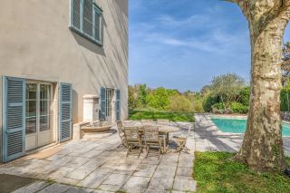 maison de maître 6 Pièces en location sur CHAMPAGNE AU MONT D OR (69410)