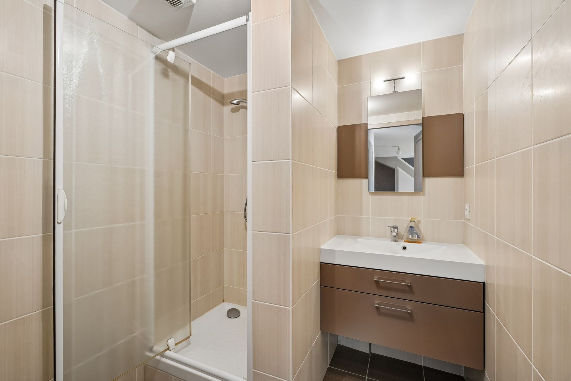 apartment 3 Rooms for sale on LYON (69004)