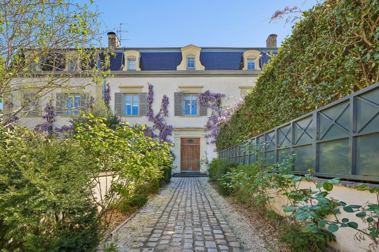 apartment 3 Rooms for sale on LYON (69004)