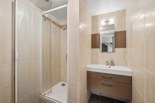 apartment 3 Rooms for sale on LYON (69004)