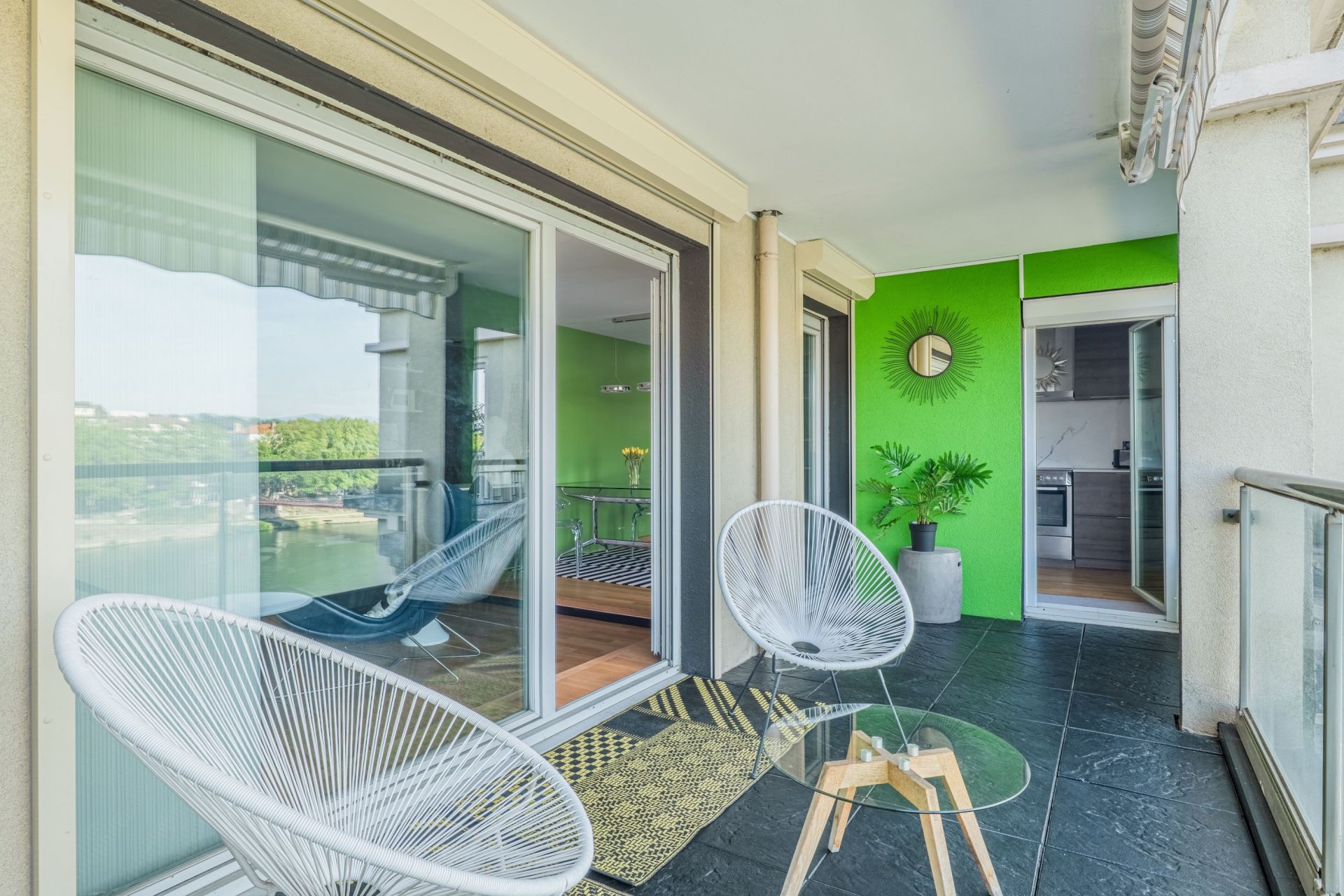 apartment 3 Rooms for sale on LYON (69004)