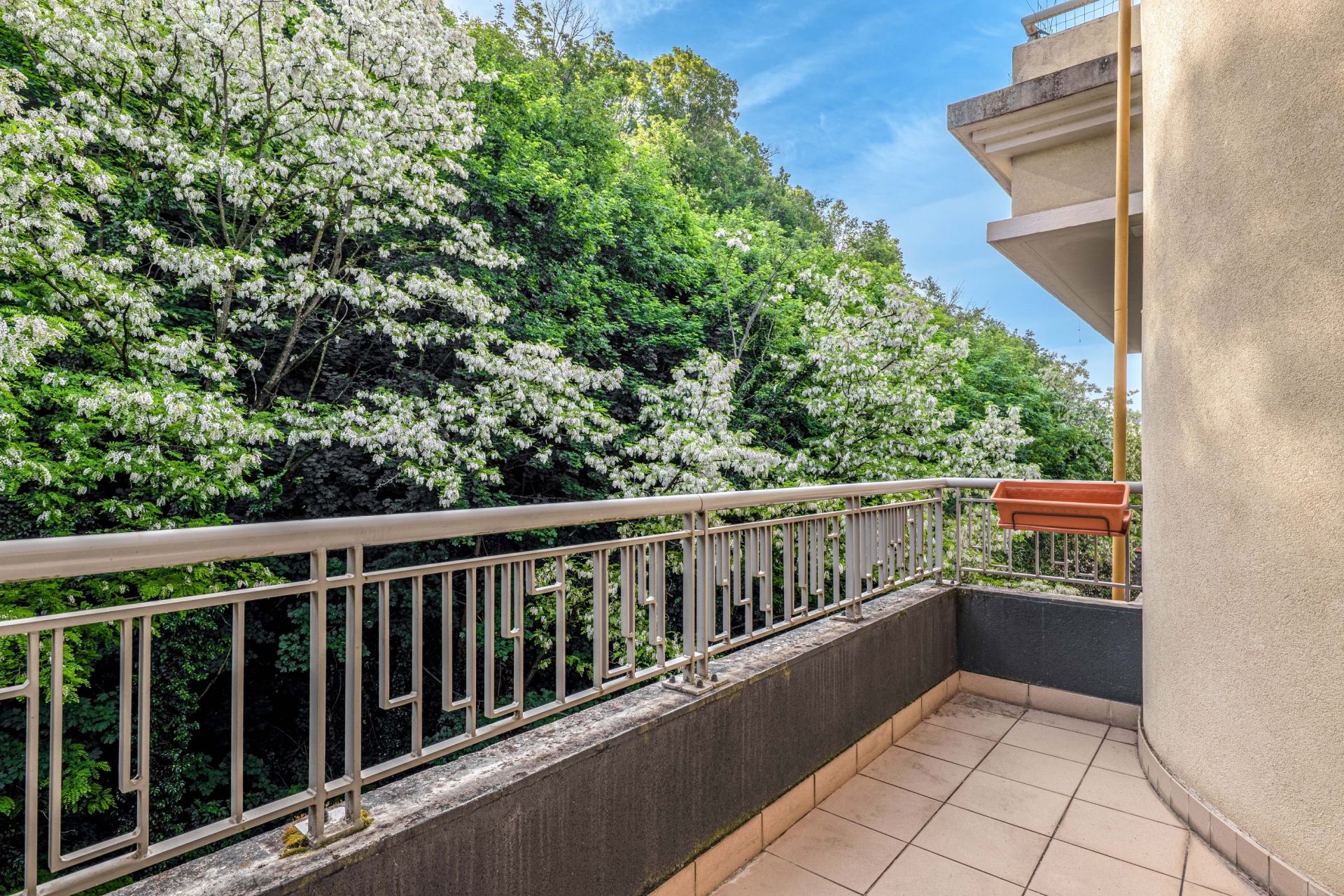 apartment 3 Rooms for sale on LYON (69004)
