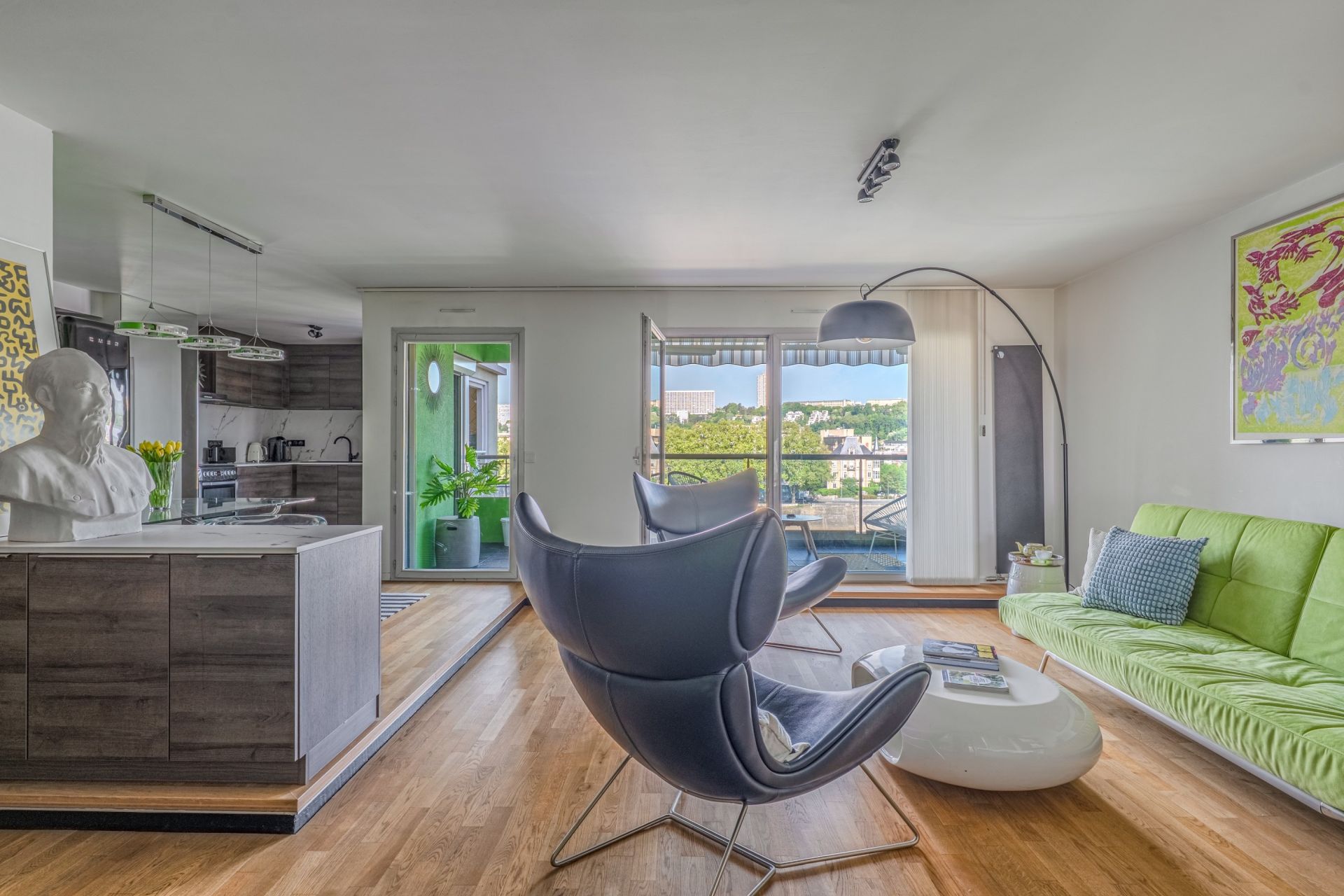 apartment 3 Rooms for sale on LYON (69004)