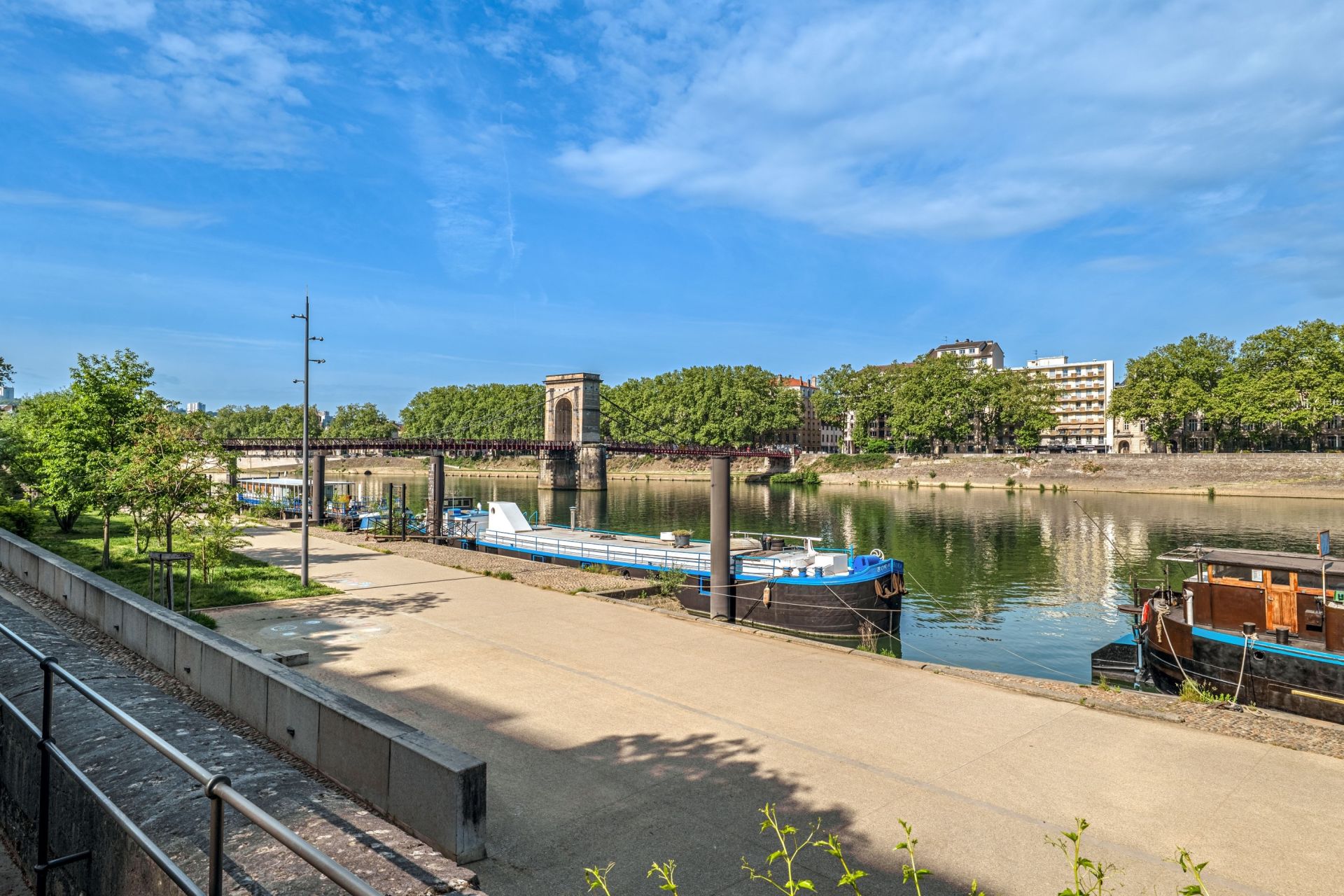 apartment 3 Rooms for sale on LYON (69004)