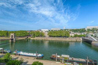 apartment 3 Rooms for sale on LYON (69004)