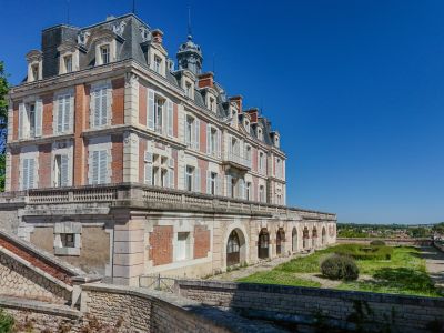 Vente Château Rully 40&nbsp;Pièces 1700&nbsp;m²