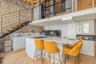 apartment 4 Rooms for sale on LYON (69004)