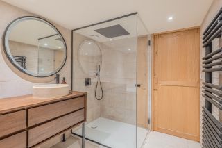 apartment 4 Rooms for sale on LYON (69004)