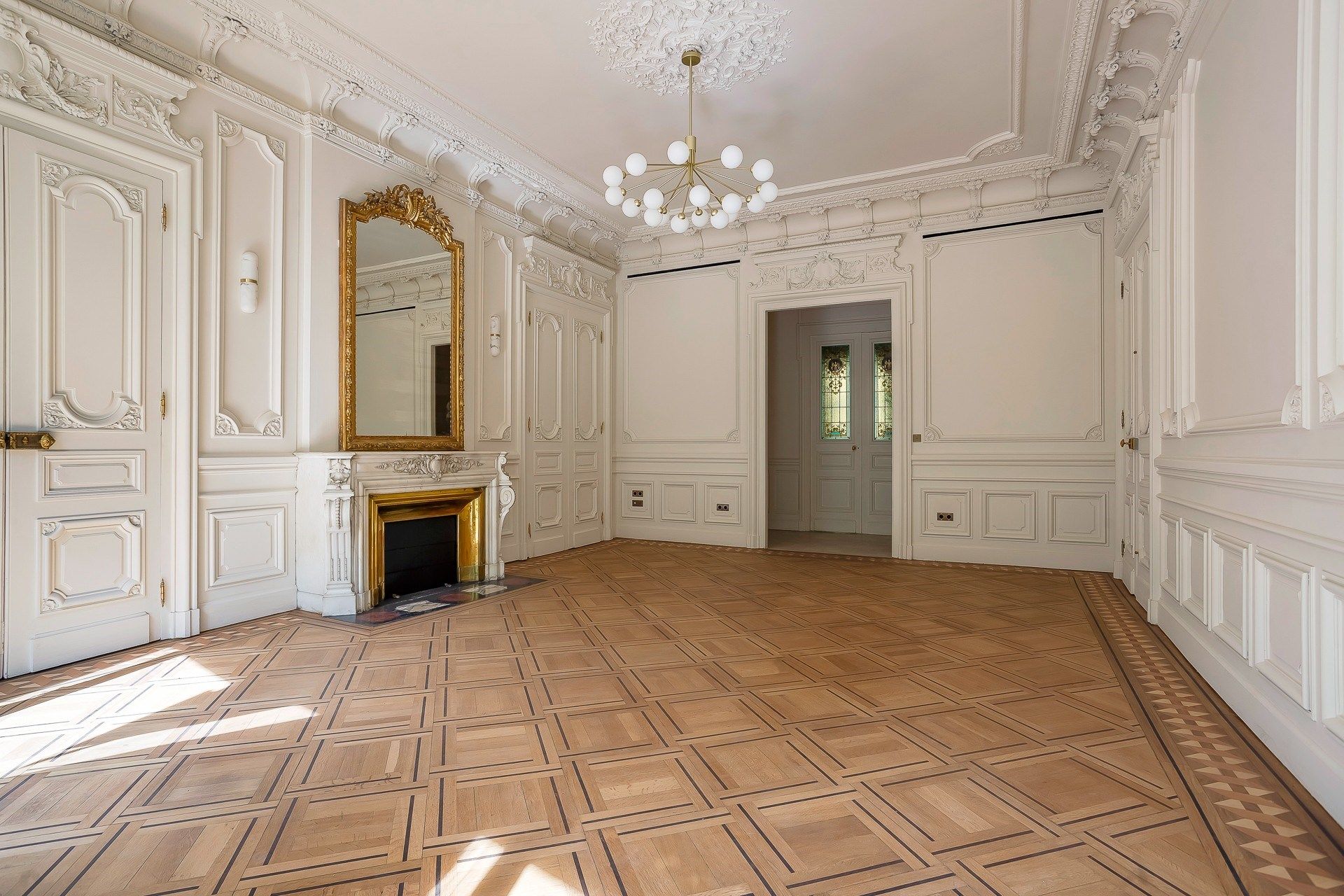 apartment 4 Rooms for sale on LYON (69006)