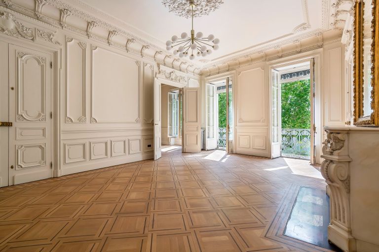 apartment 4 Rooms for sale on LYON (69006)