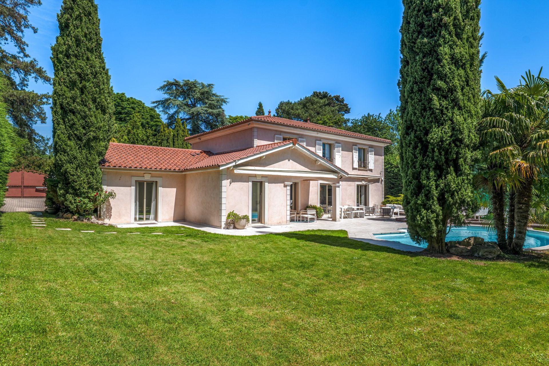 maison 10 Pièces en vente sur ECULLY (69130)