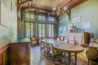 château 22 Pièces en vente sur REYRIEUX (01600)