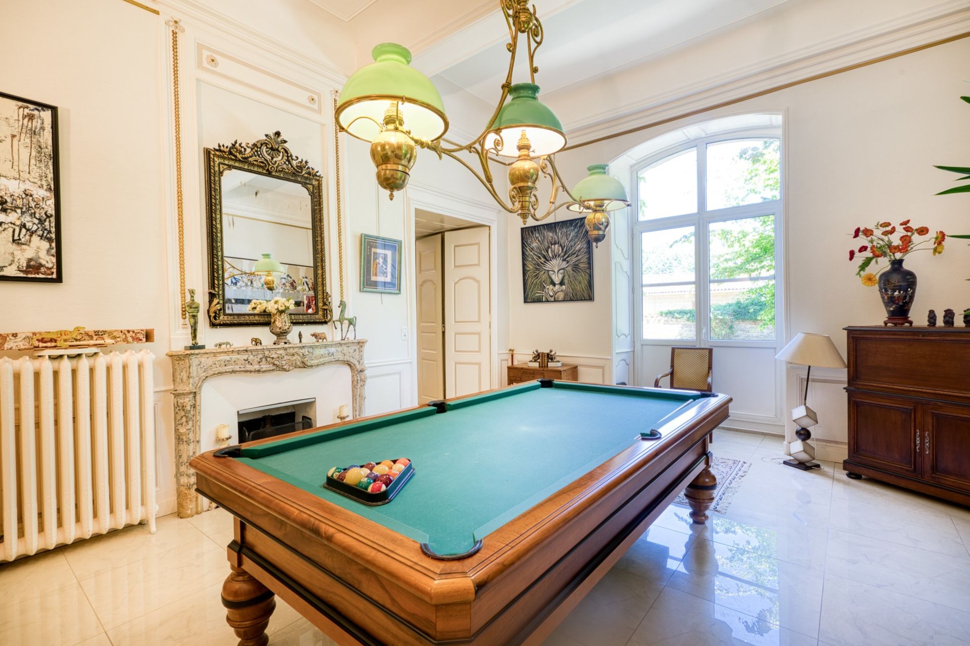 castle 14 Rooms for sale on COLIGNY (01270)