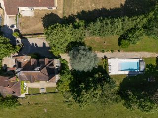 château 14 Pièces en vente sur COLIGNY (01270)
