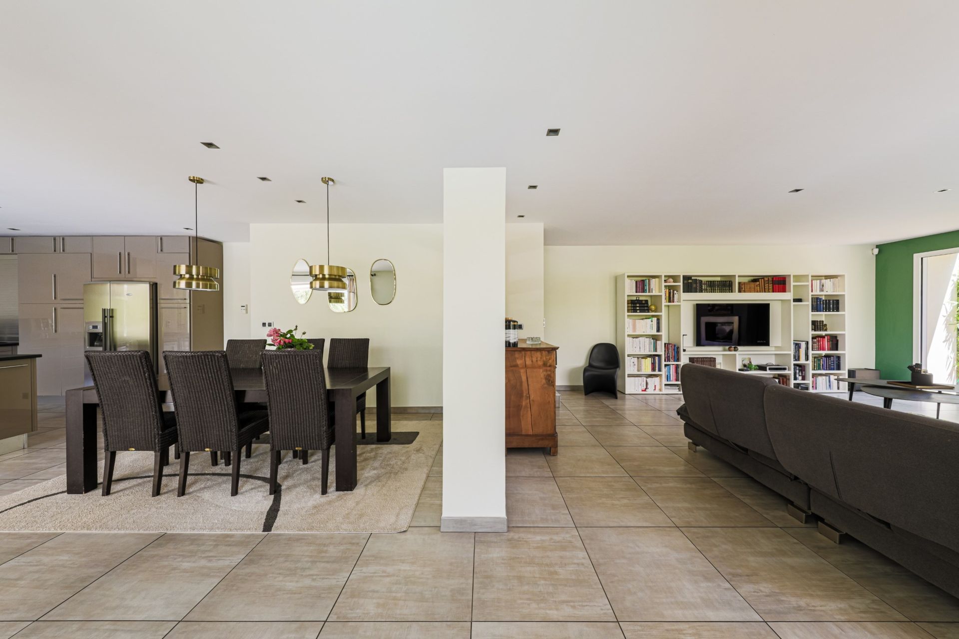 house 6 Rooms for sale on GRENOBLE (38000)