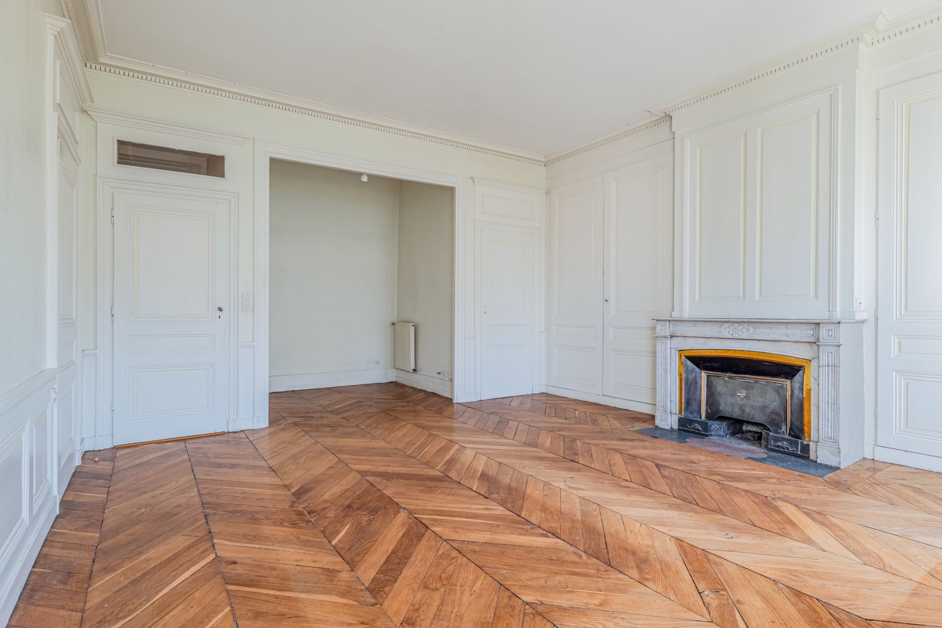 apartment 4 Rooms for sale on LYON (69006)