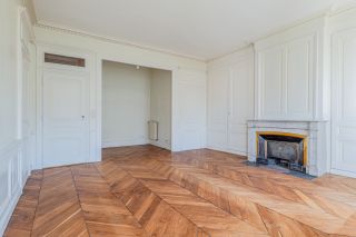 apartment 4 Rooms for sale on LYON (69006)