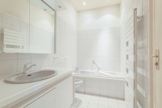 apartment 4 Rooms for sale on LYON (69006)