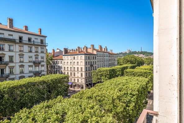 Vente Appartement Lyon 6 4&nbsp;Pièces 122&nbsp;m²
