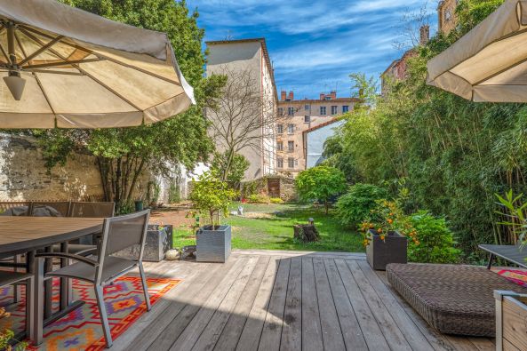 Sale Apartment Lyon 4 6&nbsp;Rooms 256&nbsp;m²