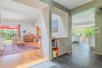 Vente Maison Charbonnières-les-Bains 7&nbsp;Pièces 207&nbsp;m²