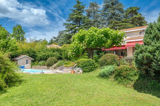 maison 7 Pièces en vente sur CHARBONNIERES LES BAINS (69260)