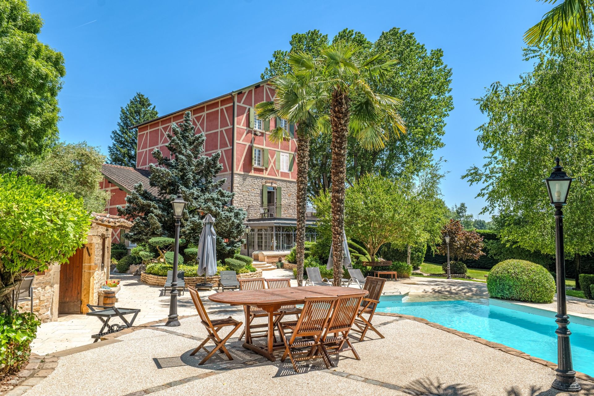 mill 10 Rooms for sale on STE EUPHEMIE (01600)