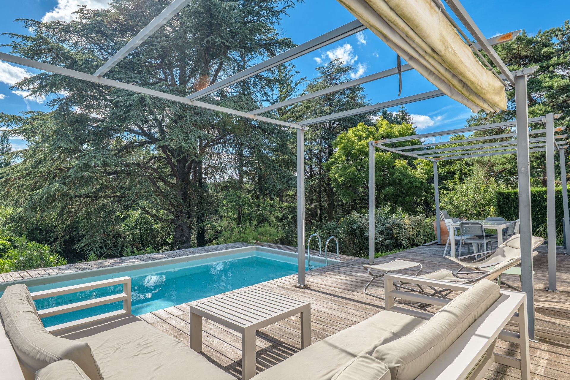 maison contemporaine 7 Pièces en vente sur ECULLY (69130)