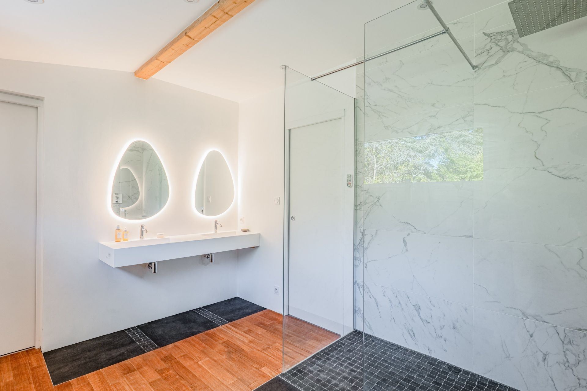 maison contemporaine 7 Pièces en vente sur ECULLY (69130)