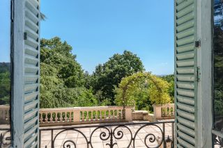house 12 Rooms for sale on CALUIRE ET CUIRE (69300)