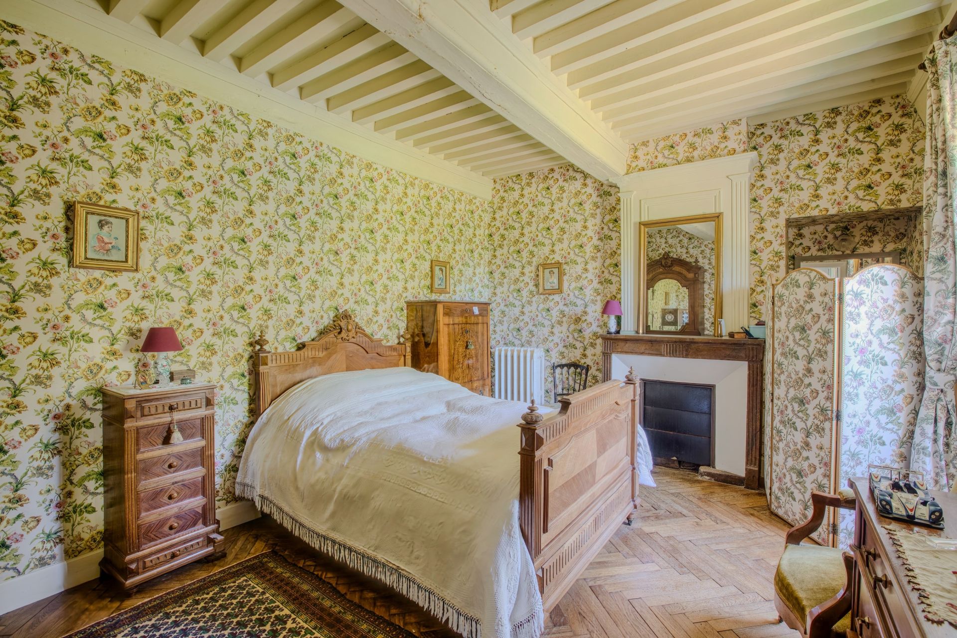 maison 8 Pièces en vente sur PARAY LE MONIAL (71600)