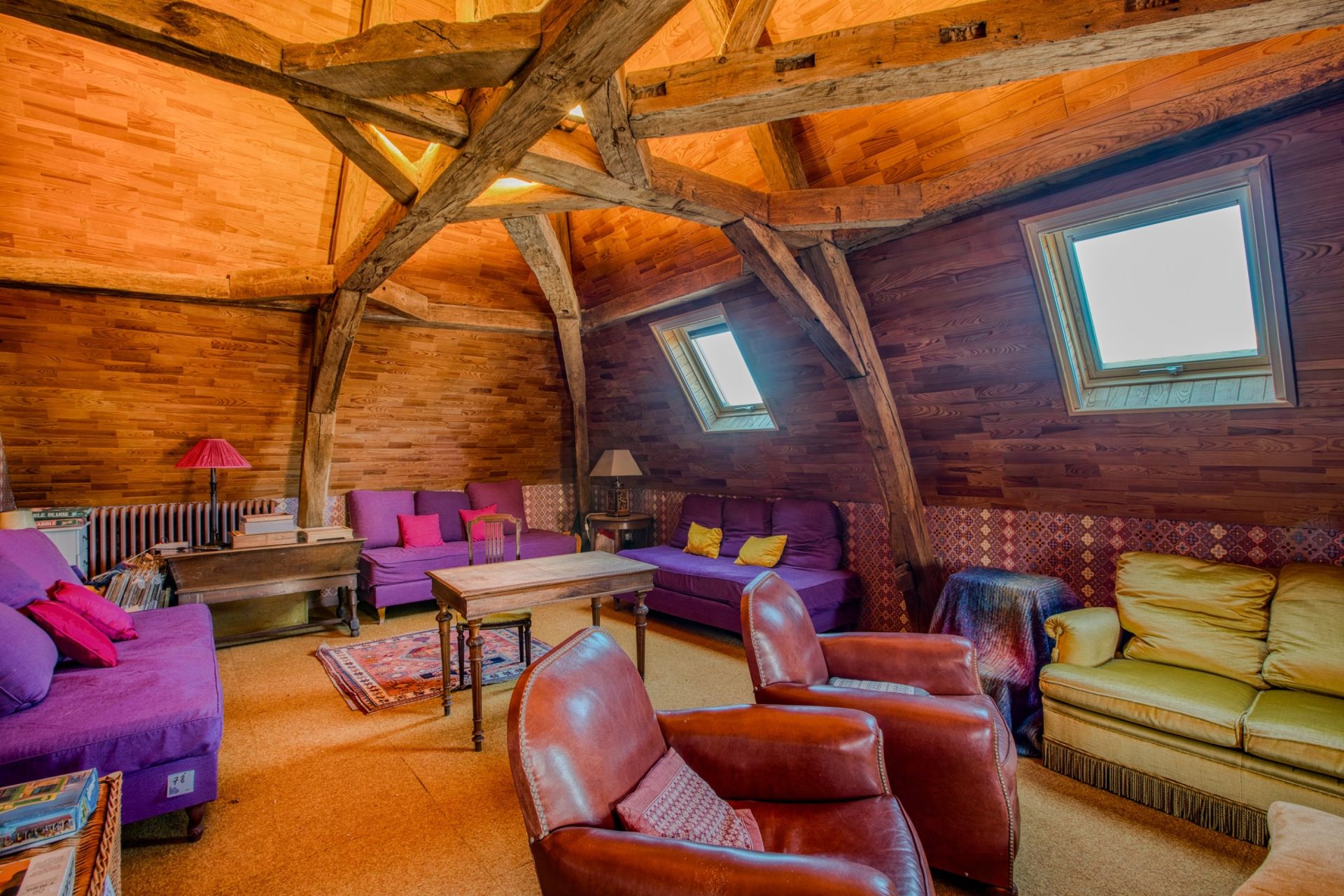 maison 8 Pièces en vente sur PARAY LE MONIAL (71600)